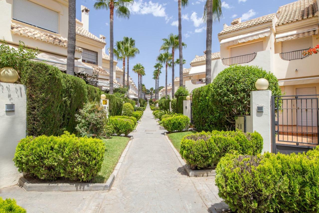 Stylish Townhouse In Beachfront Complex ماربيا المظهر الخارجي الصورة